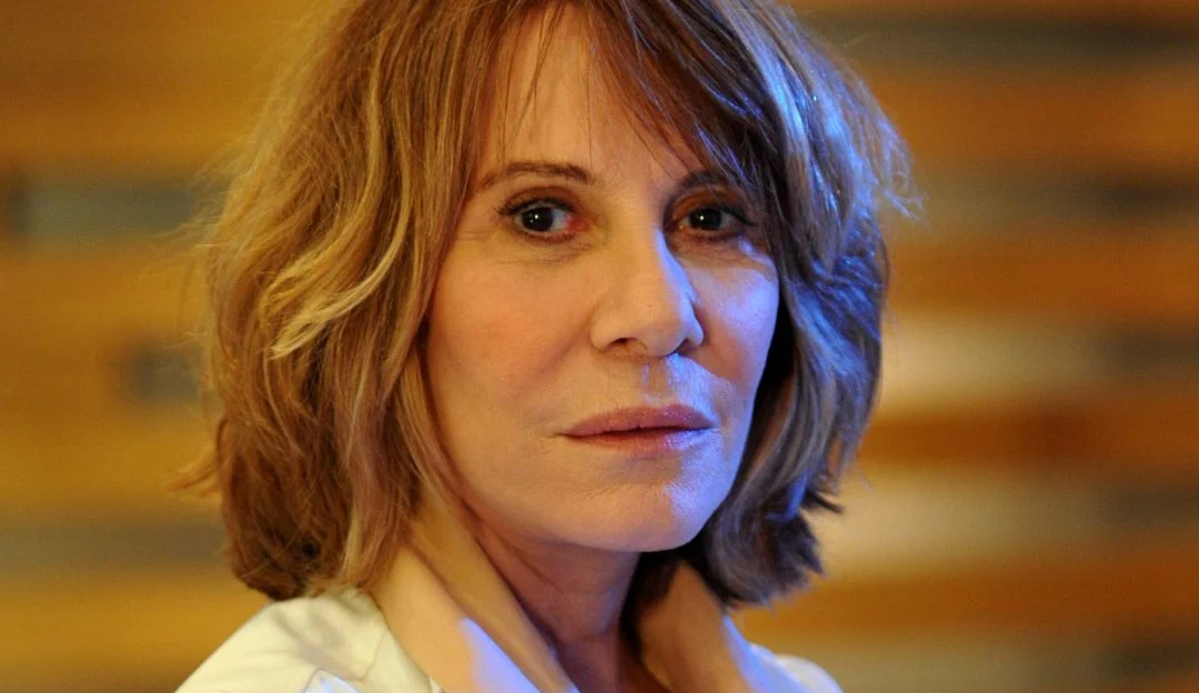 Renata Sorrah nega ter assumido bissexualidade e esclarece o que aconteceu