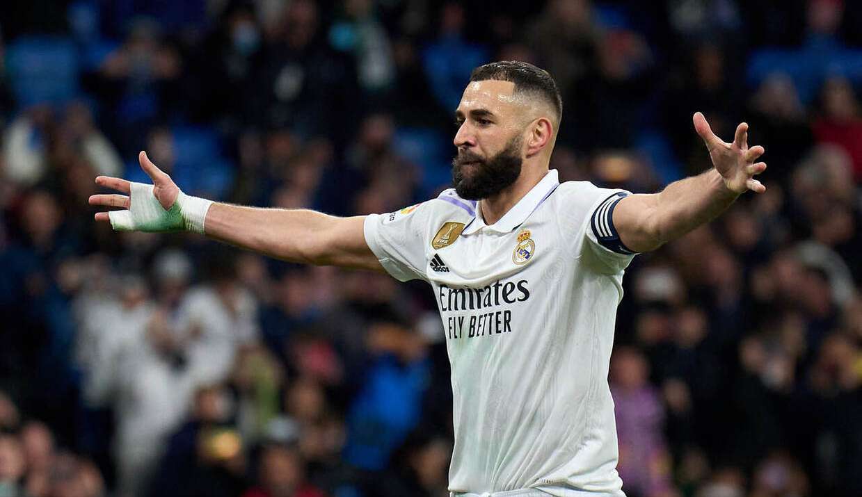 Real Madrid anuncia saída de Benzema