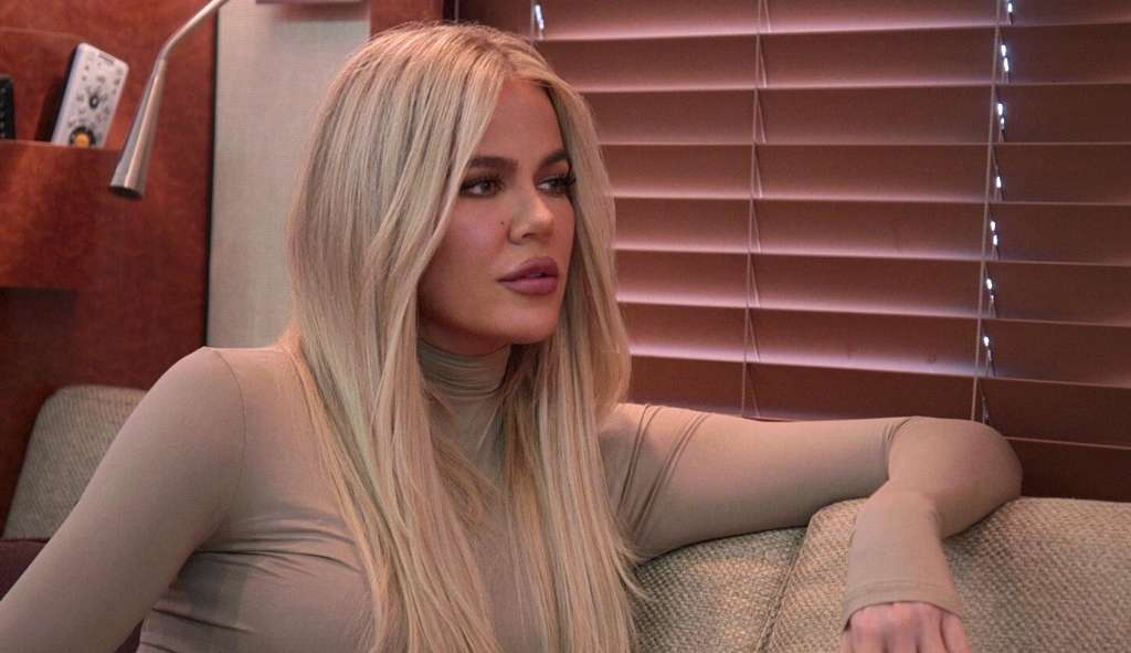 Khloe Kardashian revela que uma das irmãs saiu do grupo da família