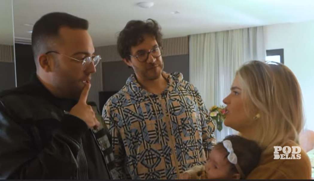 Lucas Rangel invade a cobertura de Vih Tube e Eliezer e mostra a vida real do casal