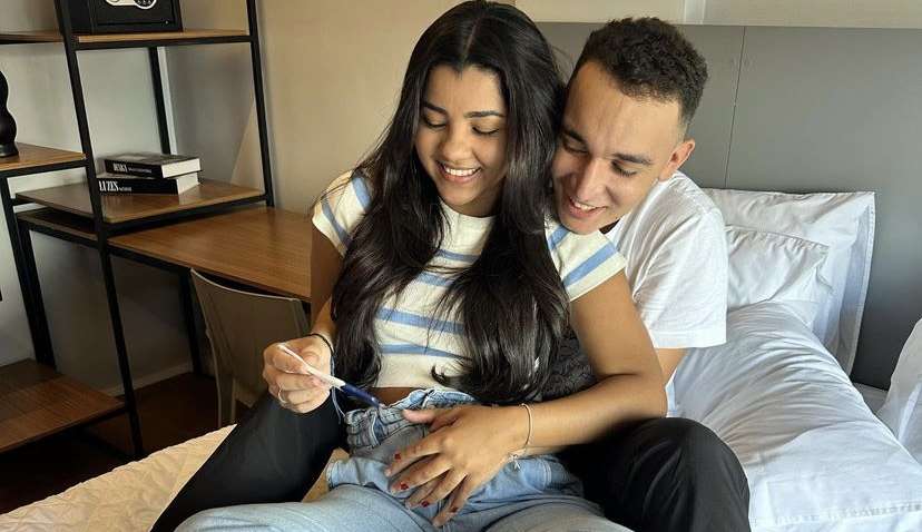 João Gomes e Ary Mirelle divulgam os nomes para o primeiro filho