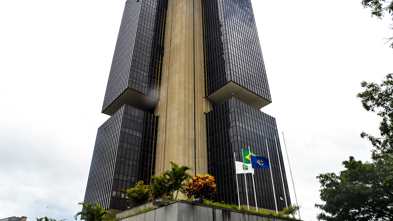 Antes da implementação, Banco Central anuncia editais públicos para regulamentar criptoativos
