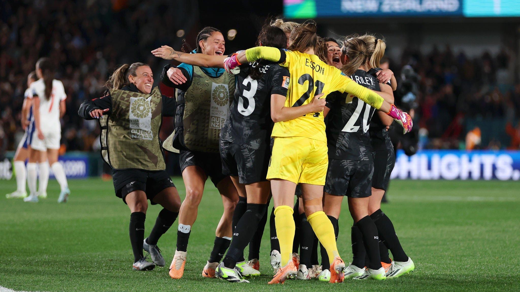 Nova Zelândia faz história e vence Noruega na estreia da Copa do Mundo Feminina