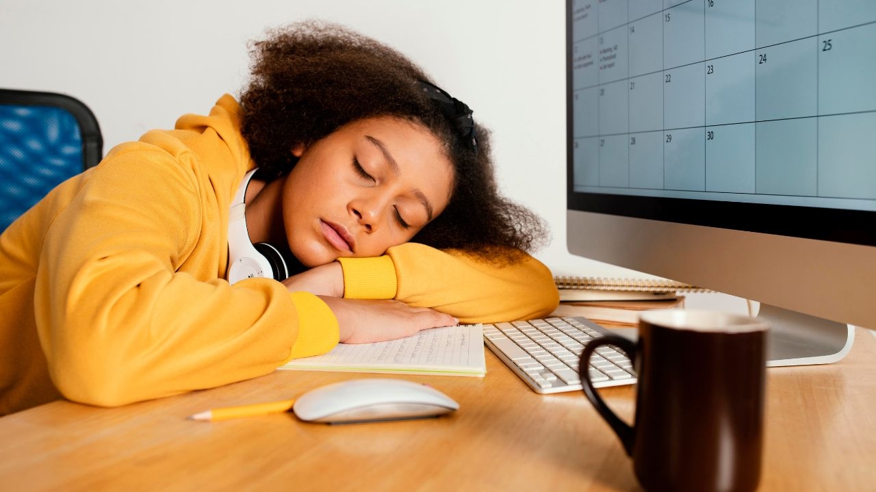 Em ritmo de retorno: dormir mal atrapalha a volta aos estudos