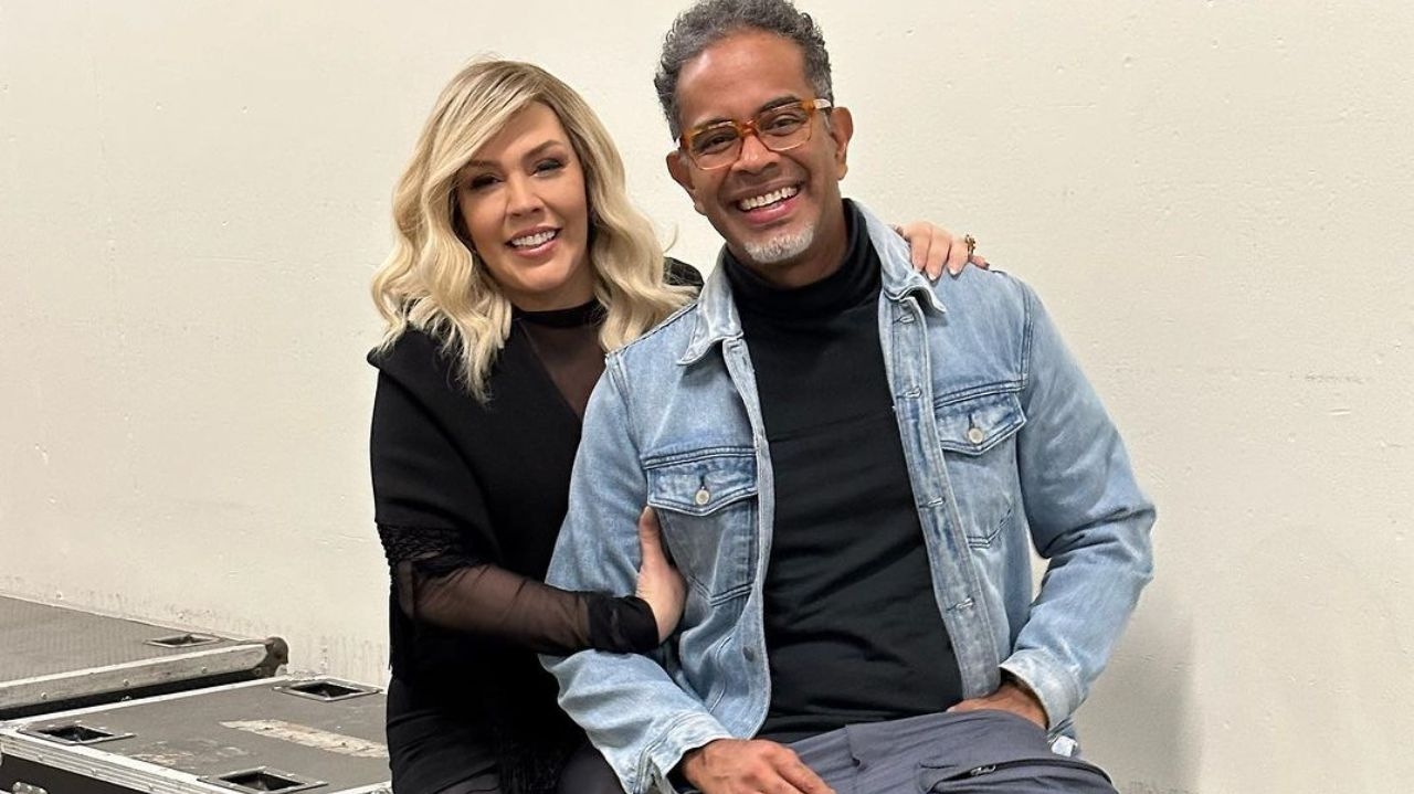 Simony e Jairzinho celebram o Dia Internacional da Amizade no programa Altas Horas