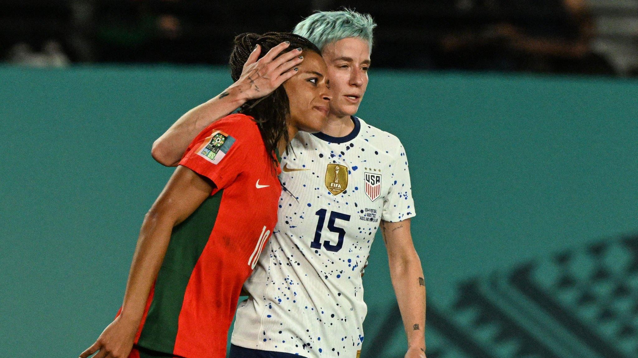 Estados Unidos sofre e empata com Portugal, mas se classifica em segundo no Grupo E