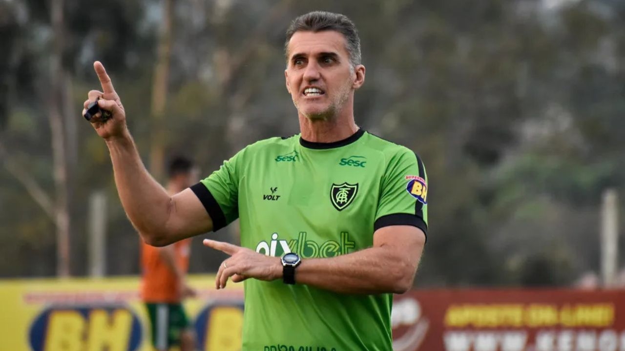Vagner Mancini deixa América-MG após resultados negativos