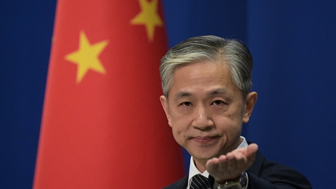 China reafirma “neutralidade” e busca solução diplomática na crise ucraniana