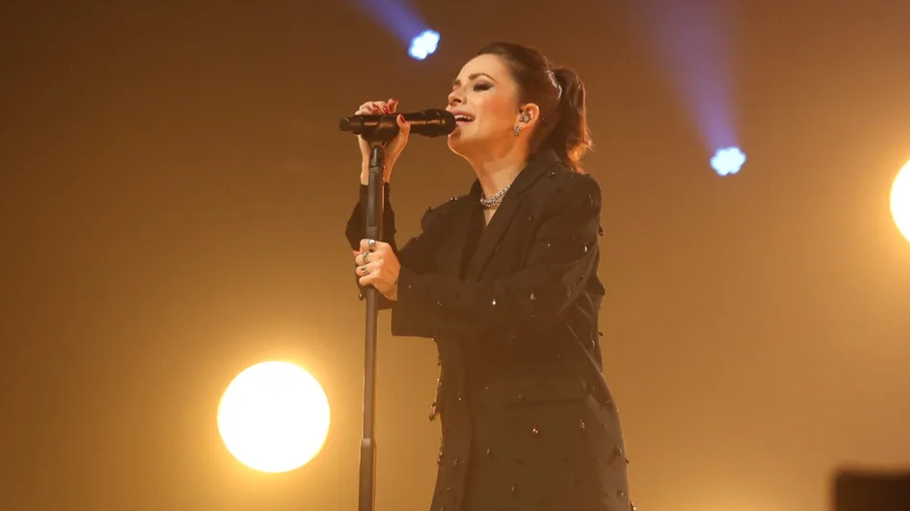 Sandy faz show em São Paulo para o lançamento do novo DVD “Nós, Vozes e Eles”