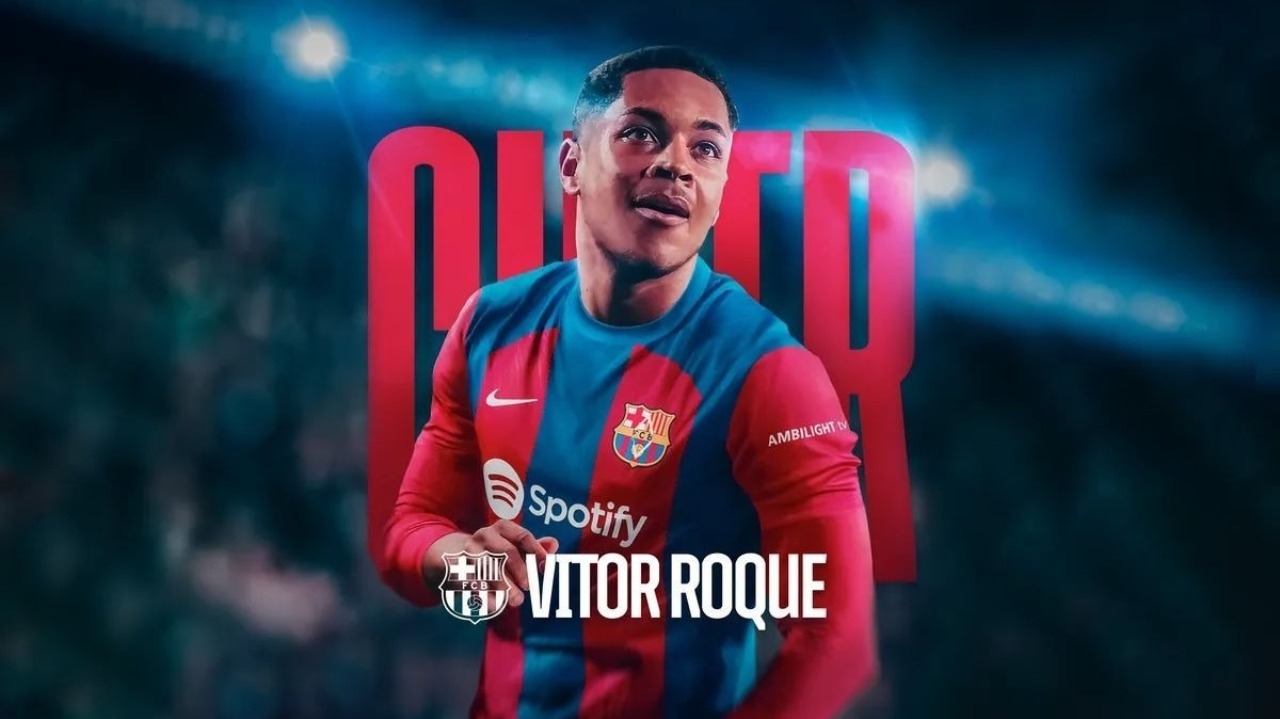Técnico do Barcelona afirma que Vitor Roque chegará ao clube em janeiro