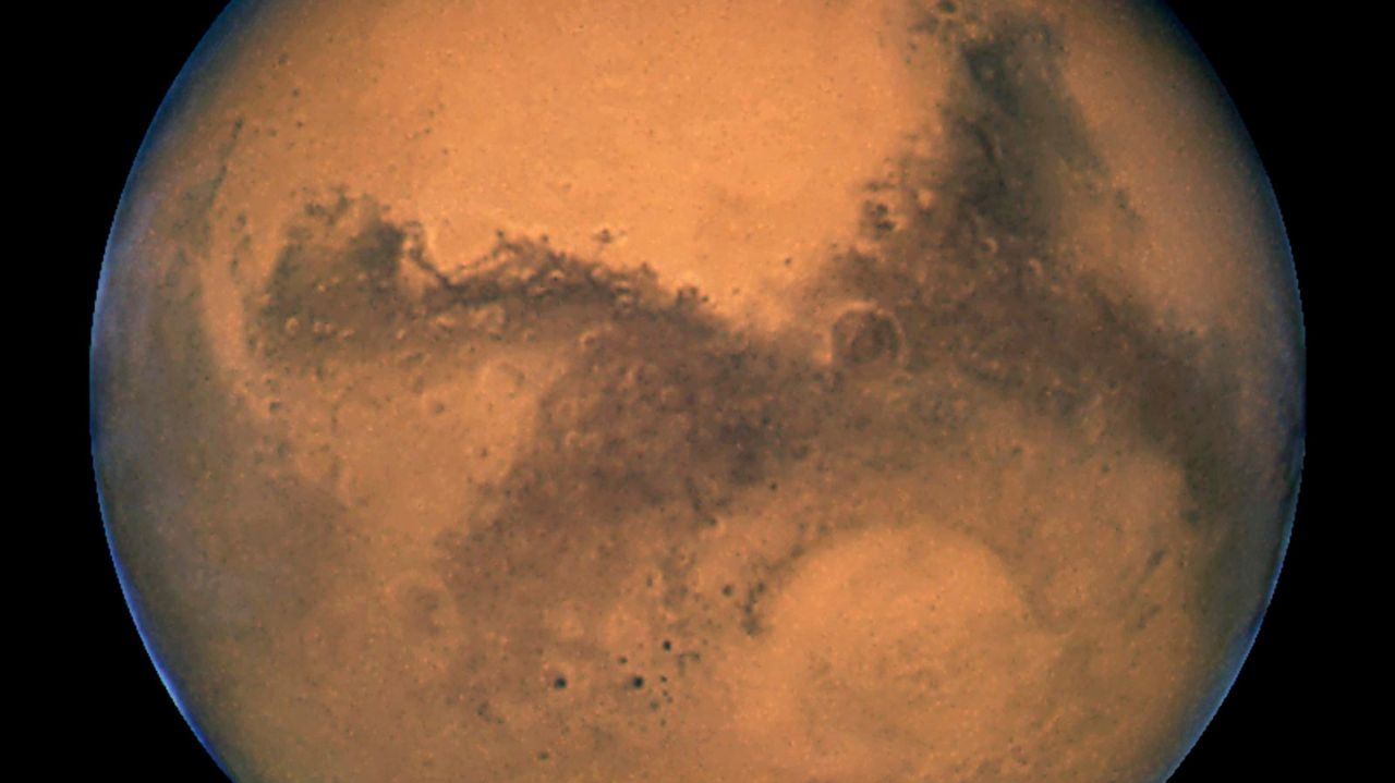 Marte está girando mais rápido, segundo estudo da NASA