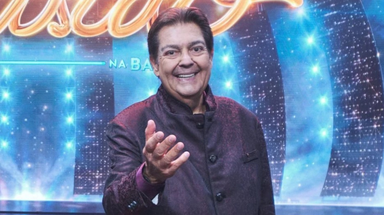 Faustão tranquiliza fãs em vídeo gravado no hospital: “Por sorte, ainda não morri”