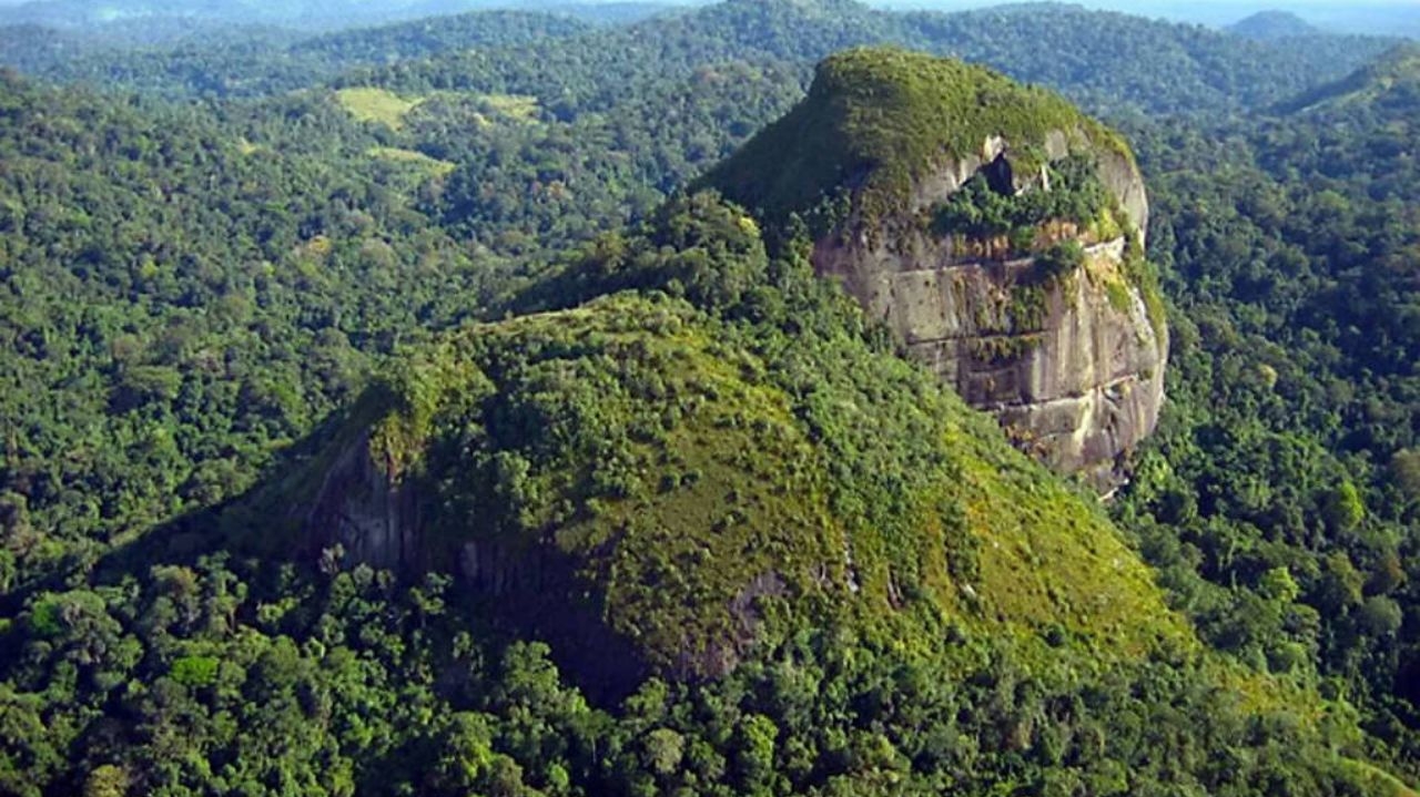 Tripulantes do helicóptero desaparecido há três dias são encontrados vivos
