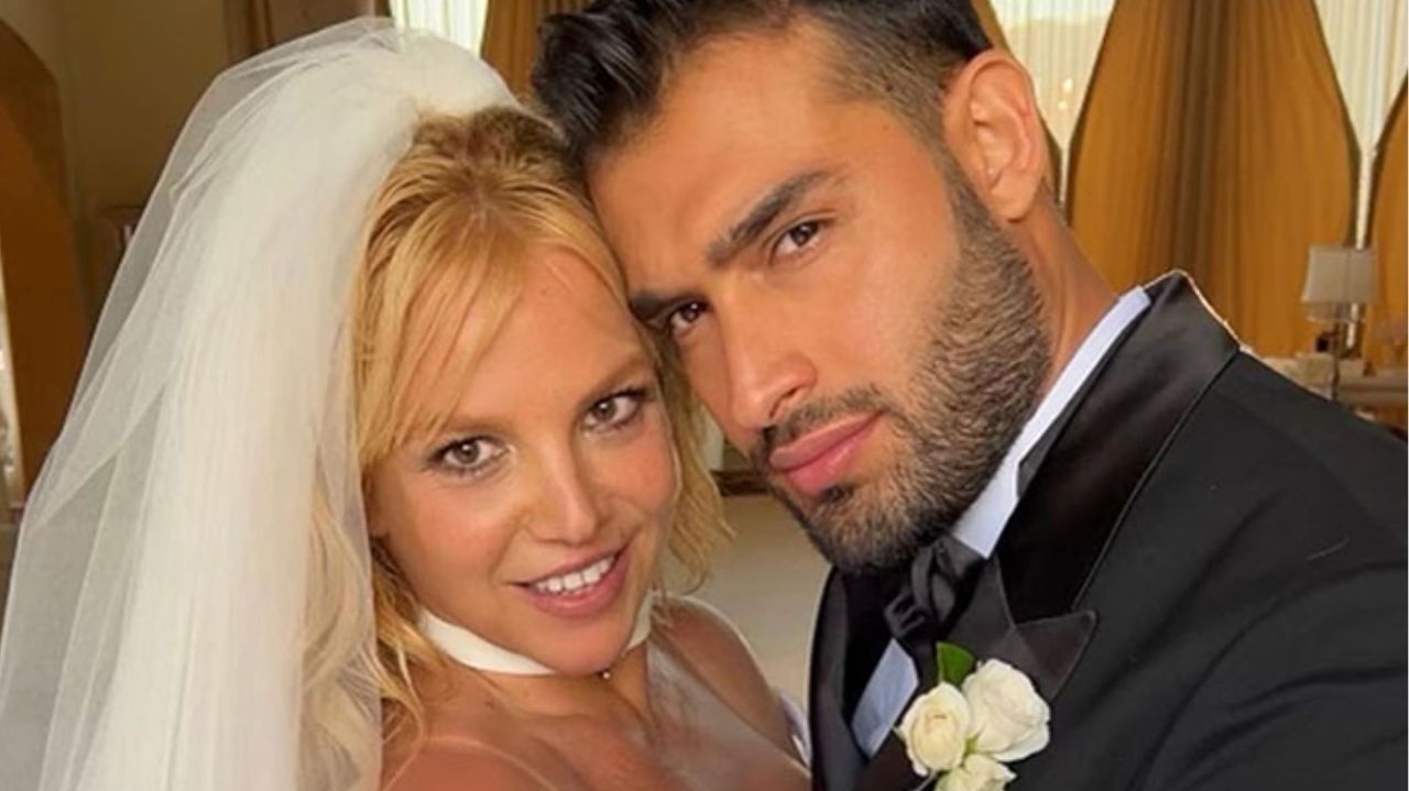 Ex-marido de Britney Spears faz post enigmático nas redes sociais