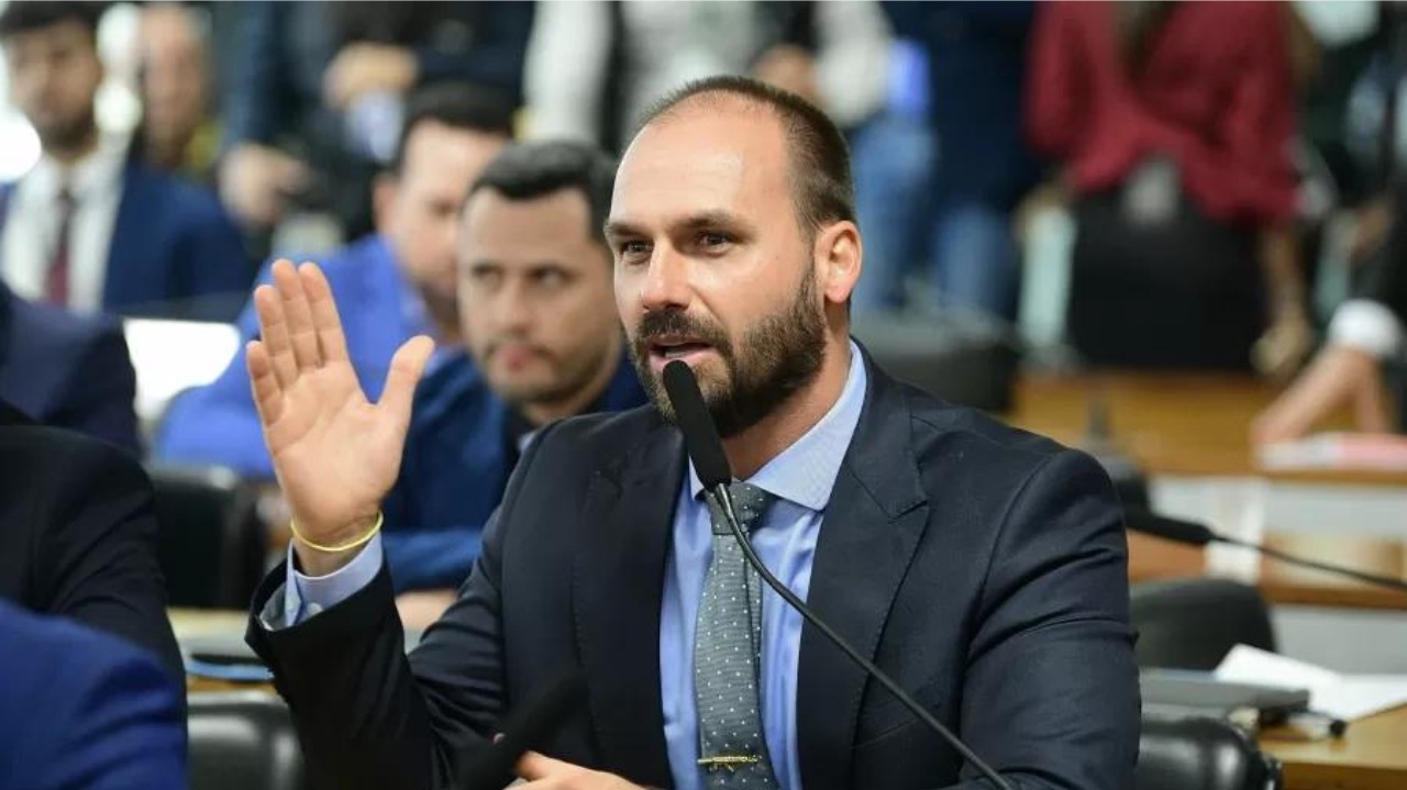 Conselho de Ética analisa cassação de Eduardo Bolsonaro