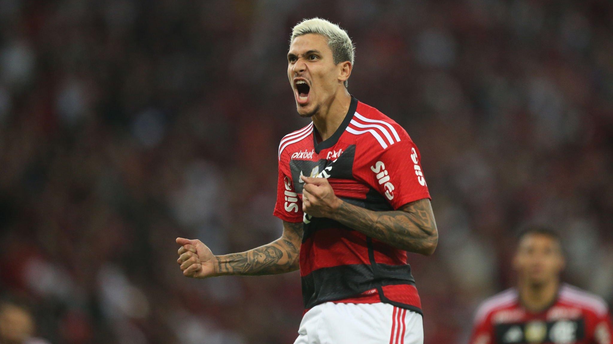 Zenit prepara proposta de 25 milhões de euros ao Flamengo por Pedro