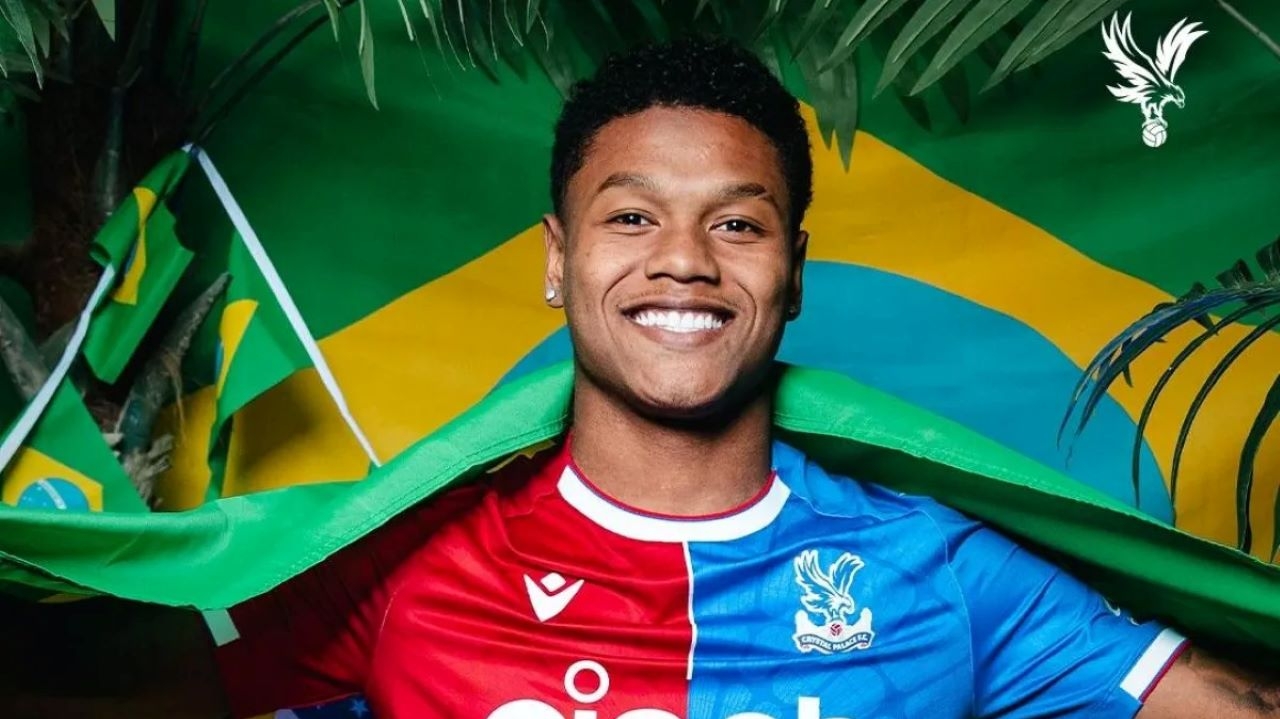 Flamengo arrecada R$ 279 mi com vendas de jogadores da base