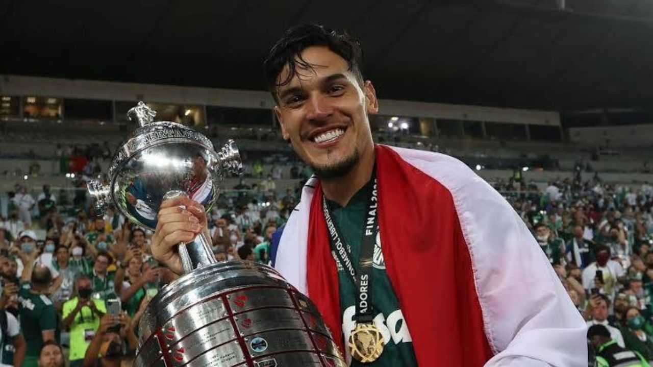 Gustavo Gómez não será vendido, afirma presidente do Palmeiras
