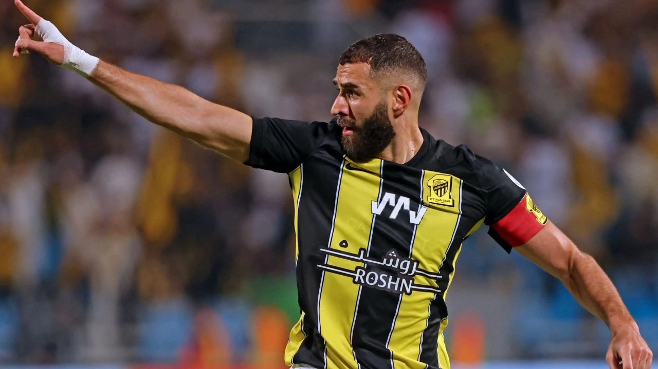 Benzema sai machucado em vitória do Al-Ittihad pelo Campeonato Saudita