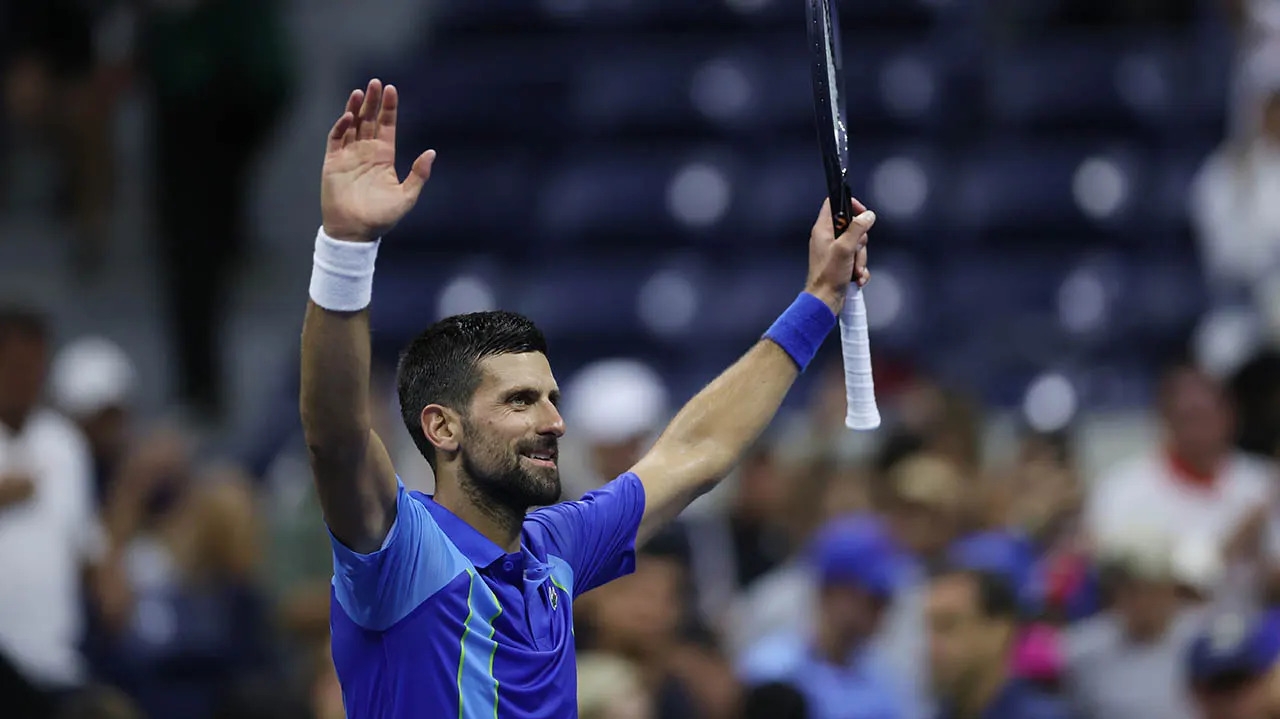 Djokovic arrasa no US Open e recupera liderança mundial