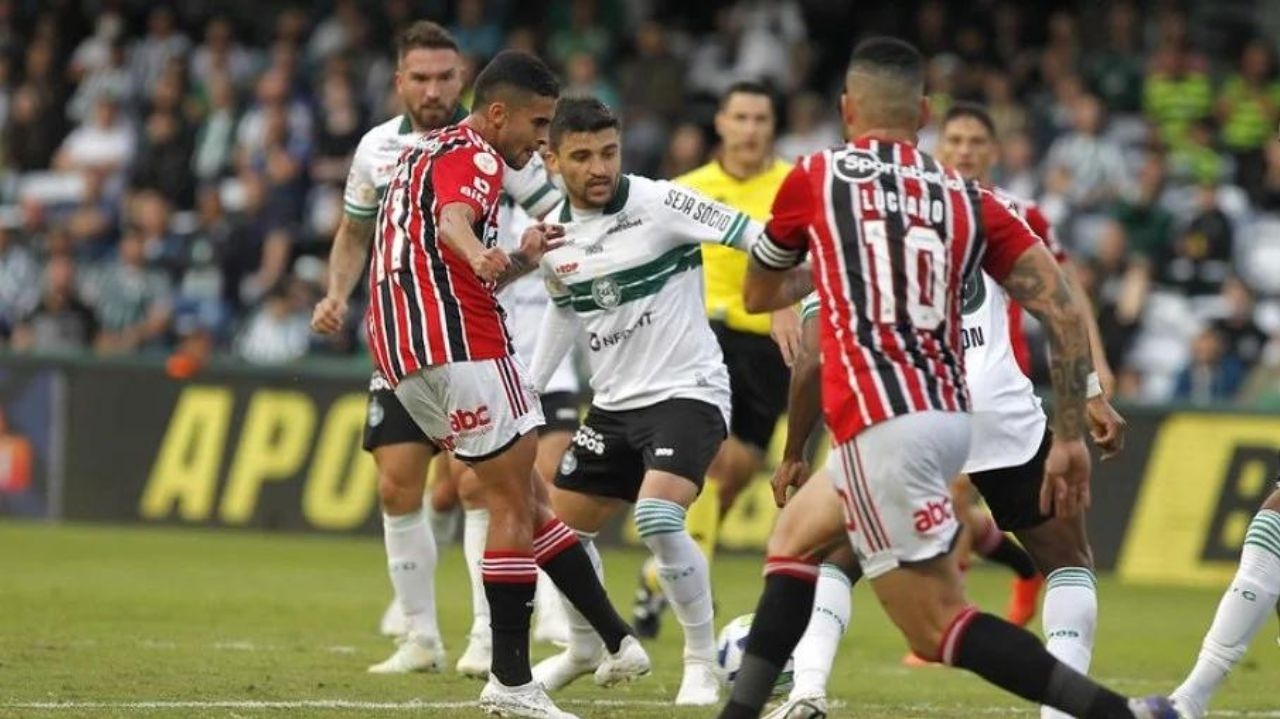 Jogo entre São Paulo e Coritiba é reagendado pela CBF