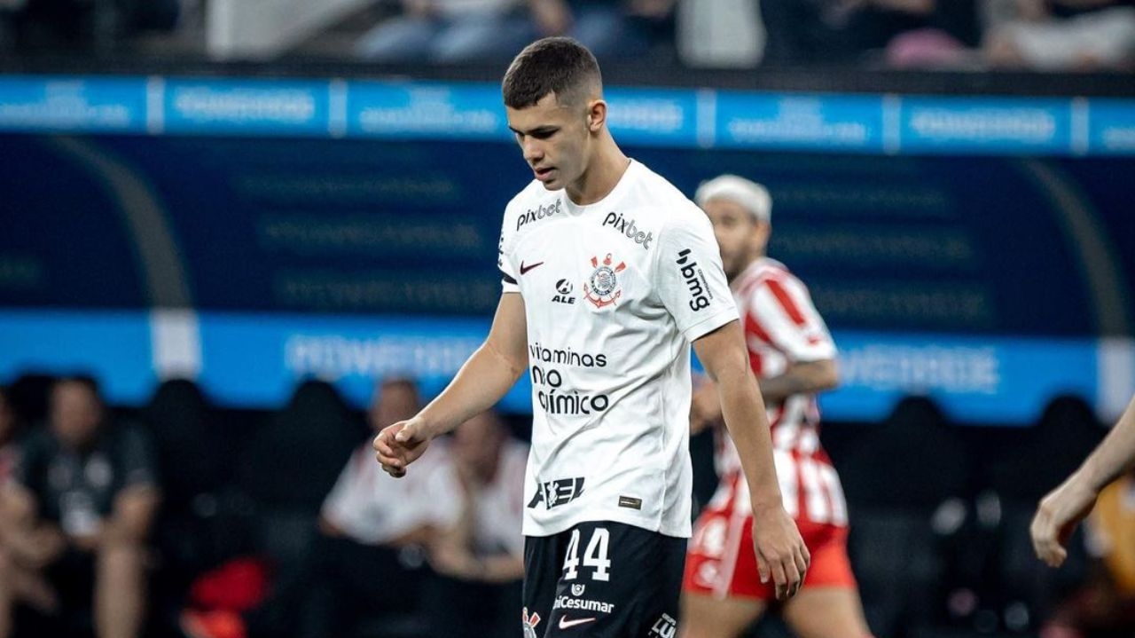 Cássio se emociona com convocação de joia do Corinthians