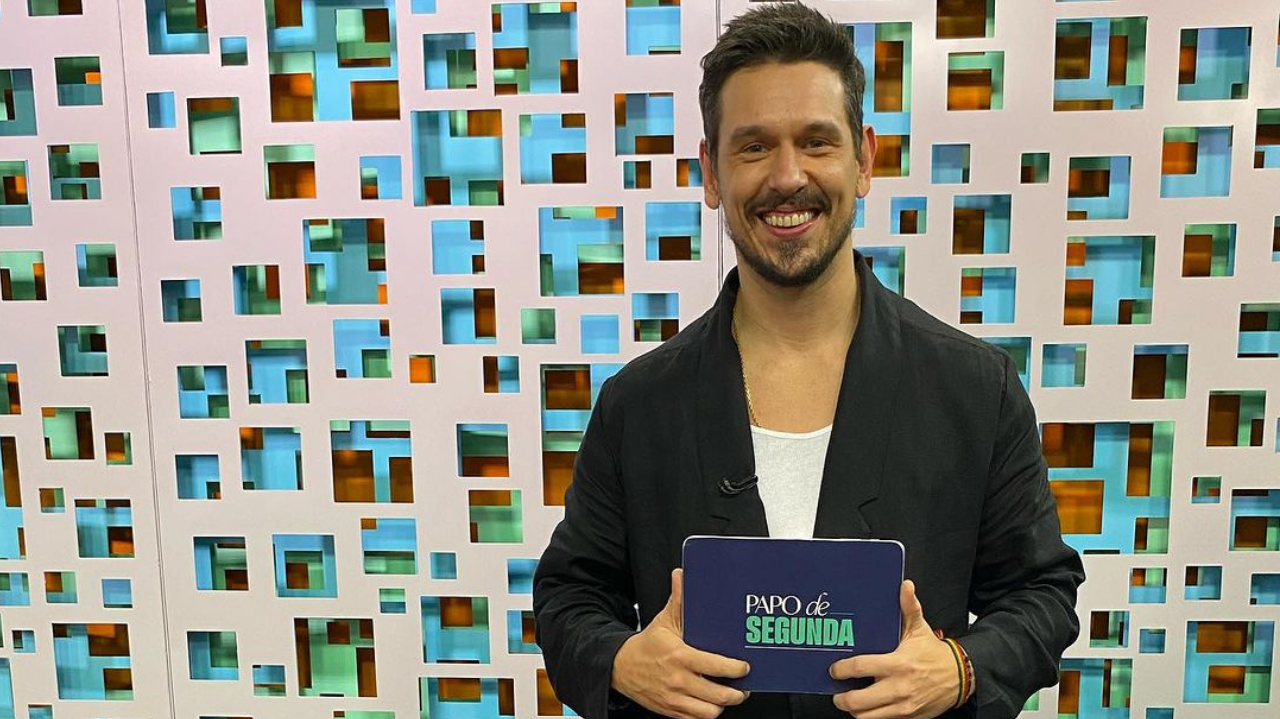 No “Papo de Segunda”, João Vicente faz revelações sexuais