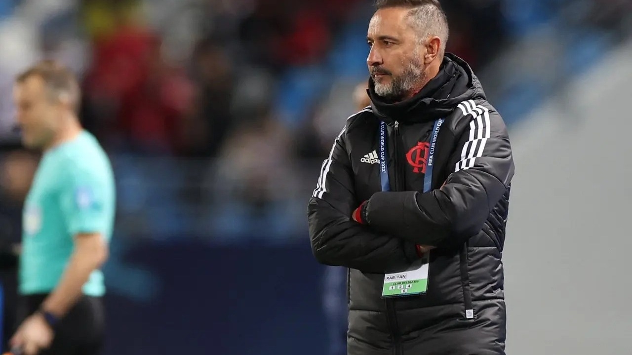 Vítor Pereira faz críticas em relação ao futebol no Brasil