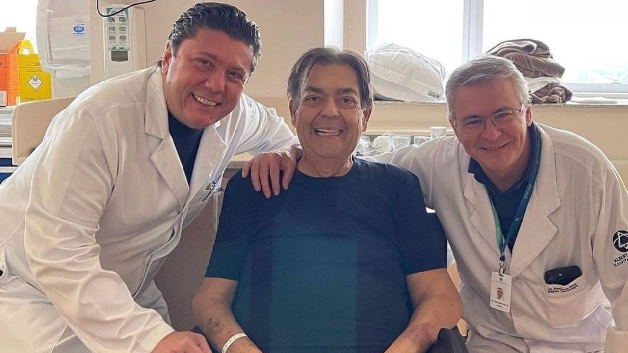 Fausto Silva recebe alta após transplante de coração bem-sucedido