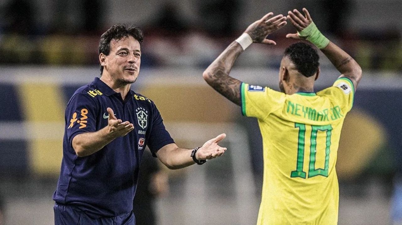 Após a vitória contra o Peru, Neymar elogia Fernando Diniz: “É um cara muito positivo”