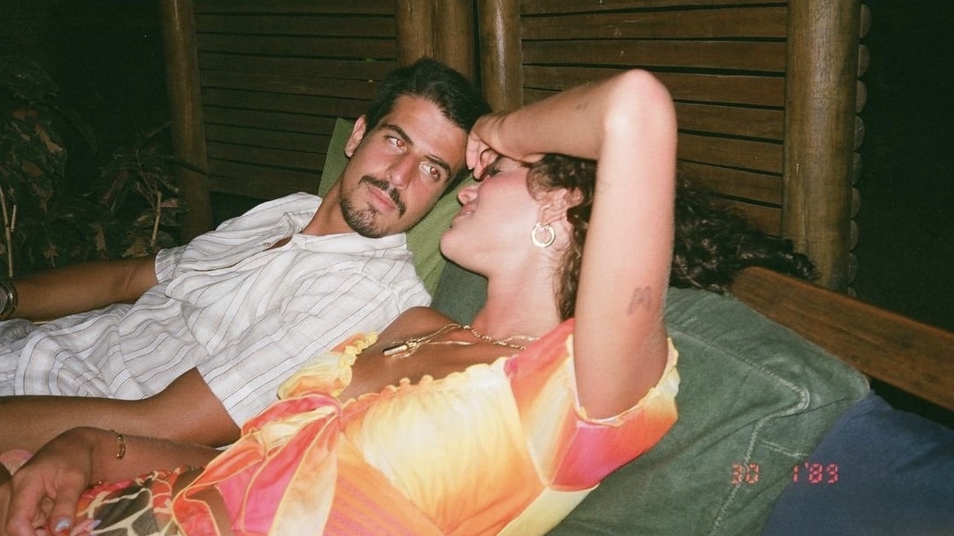 Enzo Celulari, ex de Bruna Marquezine, a parabeniza por atuação em “Besouro Azul”