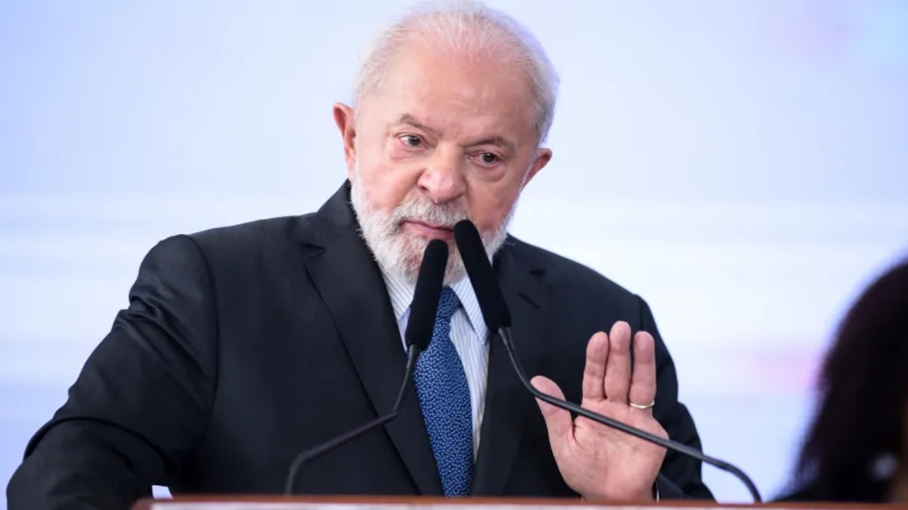 Lula conversará com Biden sobre temas relacionados a condições trabalhistas