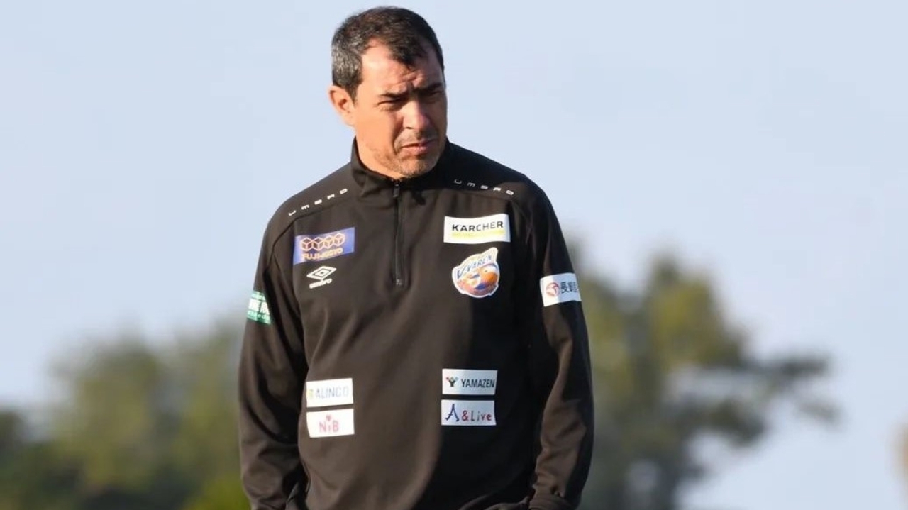 Santos busca reforço com a contratação de Fábio Carille