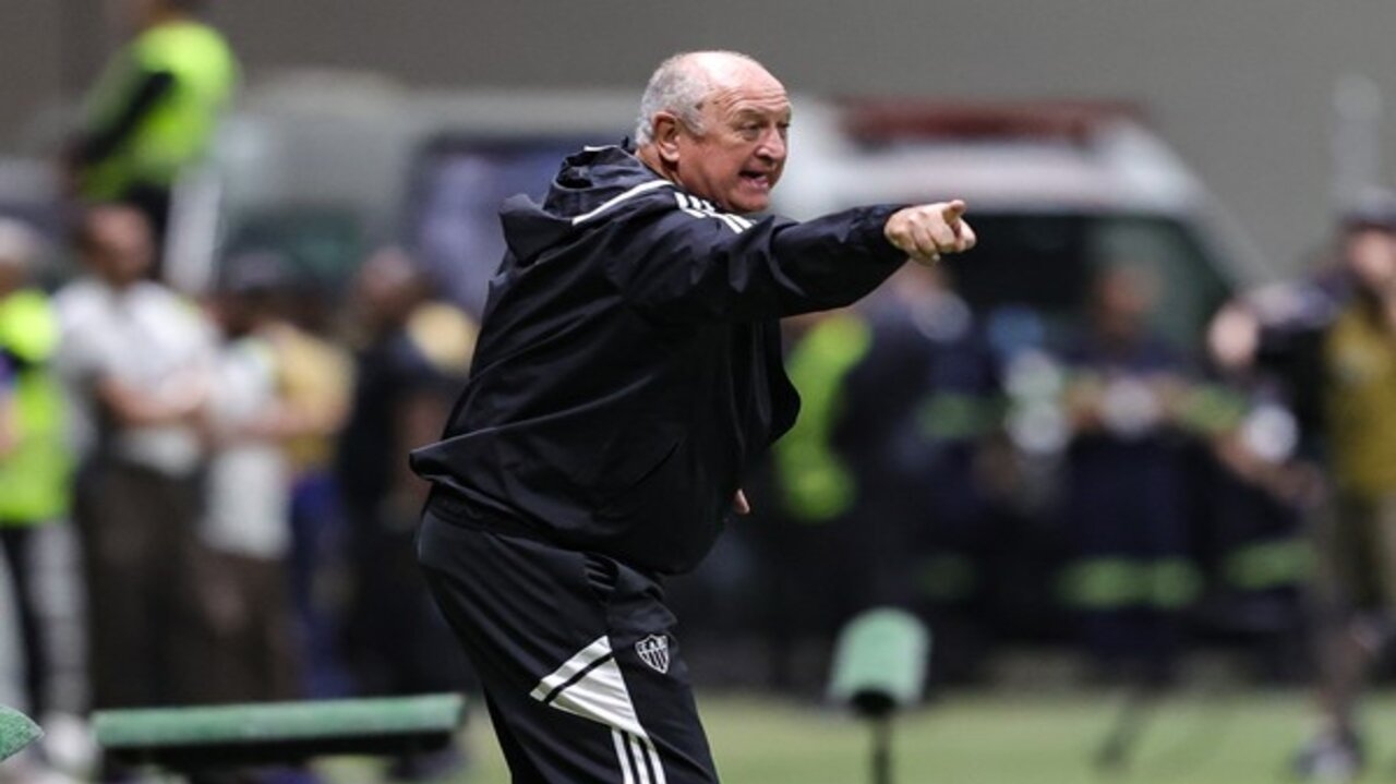 Felipão descarta briga pelo título nacional, mas sonha com Libertadores 2024
