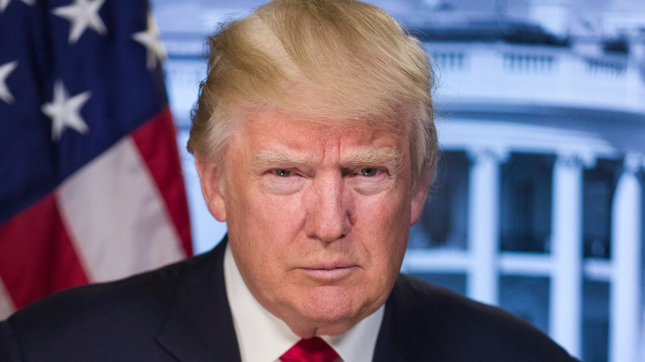 Justiça de Nova York responsabiliza Trump por fraude