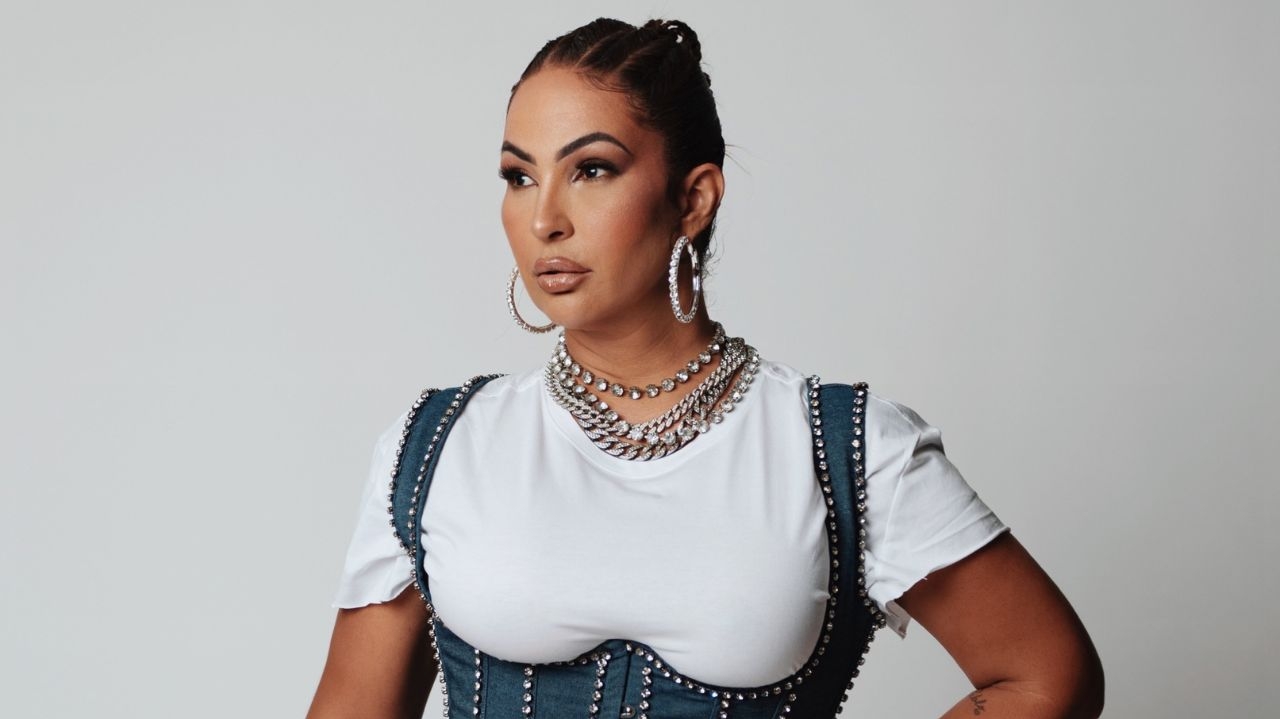 Valesca Popozuda se une a MC Kevin O Chris em novo single