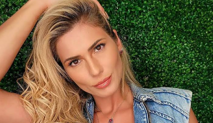 Lívia Andrade diz ter sido vítima de máfia digital e processa Gossip do Dia