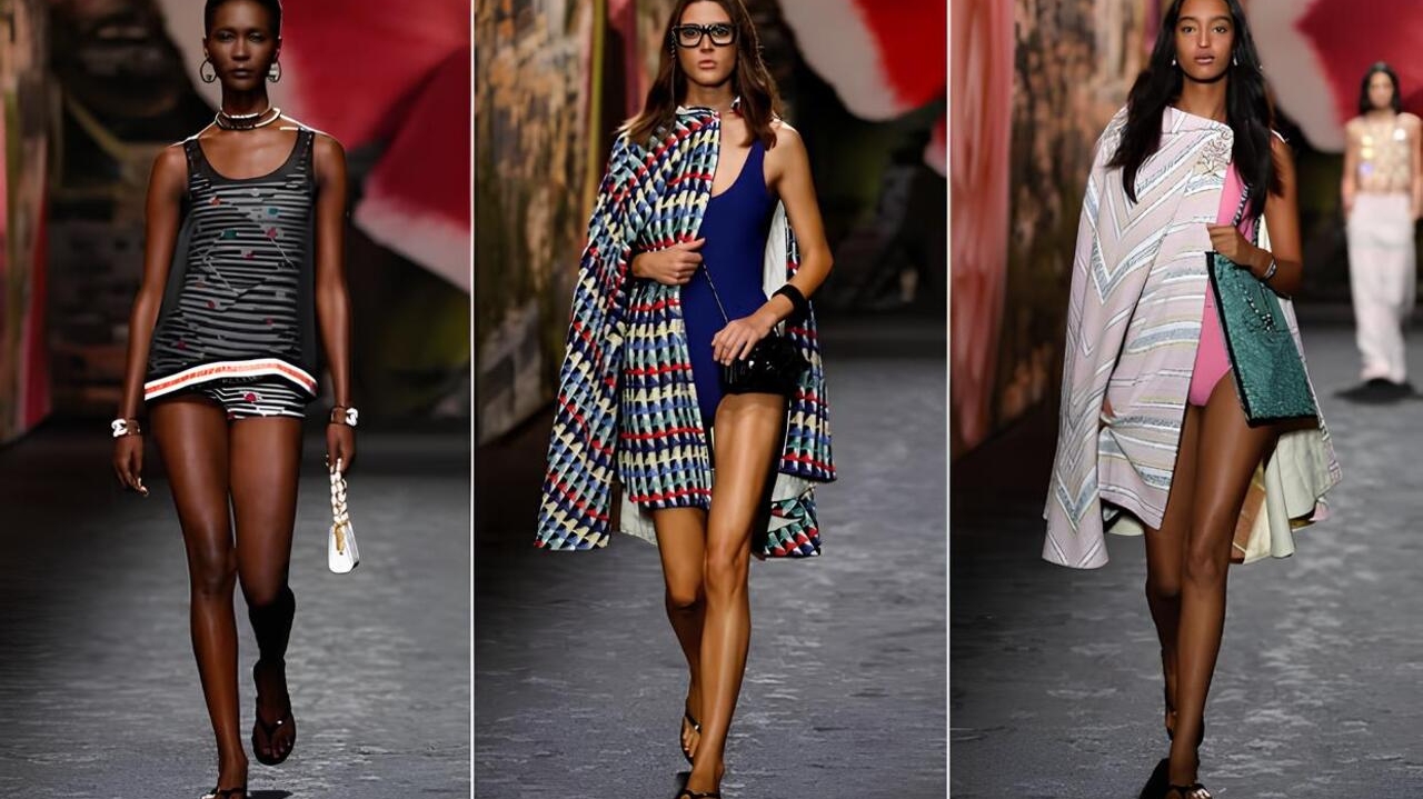 Chanel na Paris Fashion Week: desfile da Primavera-Verão 2024 troca salto alto por chinelos “flip-flops”