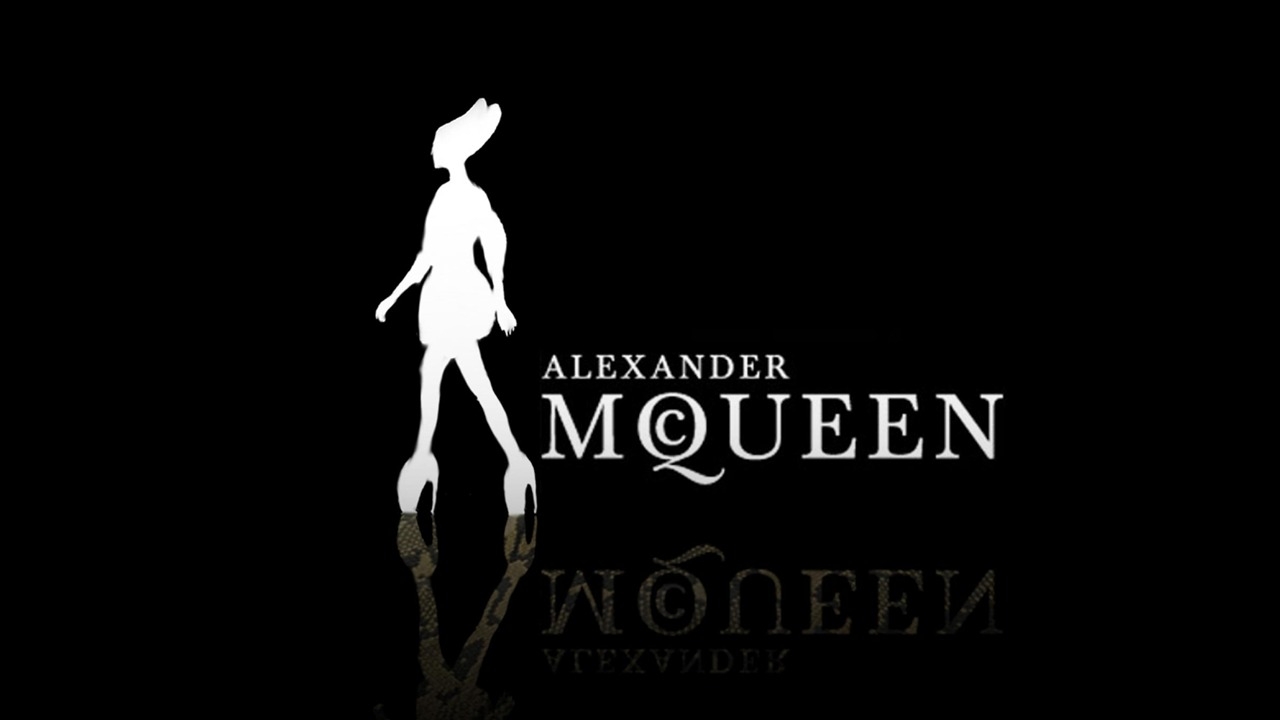 Alexander McQueen apresenta novo diretor criativo
