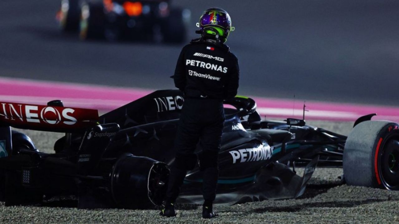 Hamilton e Russell se tocam e heptacampeão assume culpa no GP do Catar