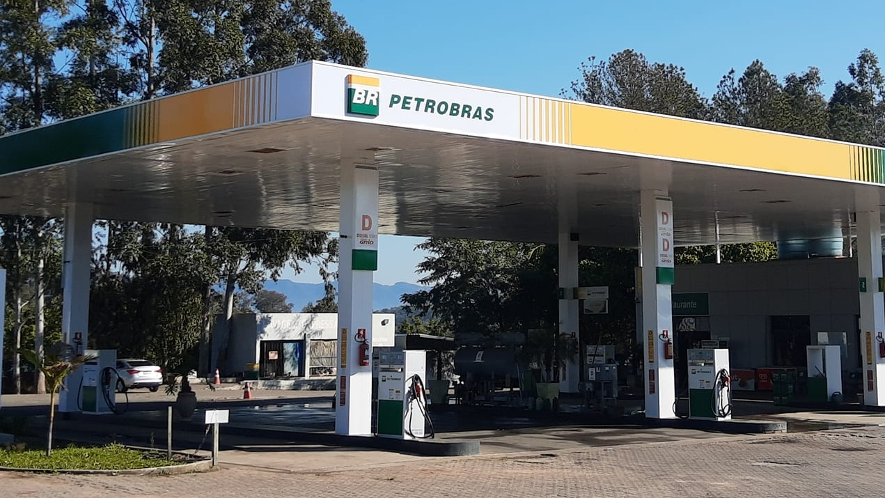 Petrobras adota estratégias para mitigar volatilidade dos preços dos combustíveis