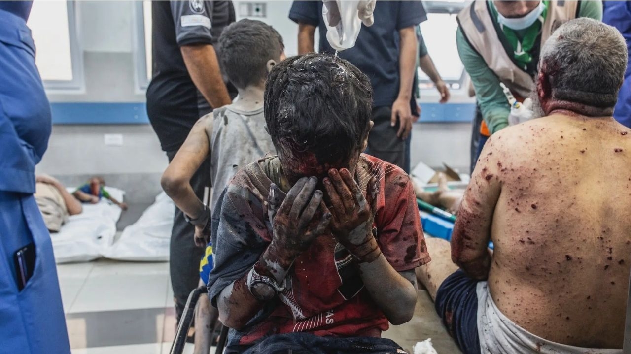 Ataque em hospital de Gaza mata cerca de 500 pessoas, diz Ministério da Saúde do Hamas