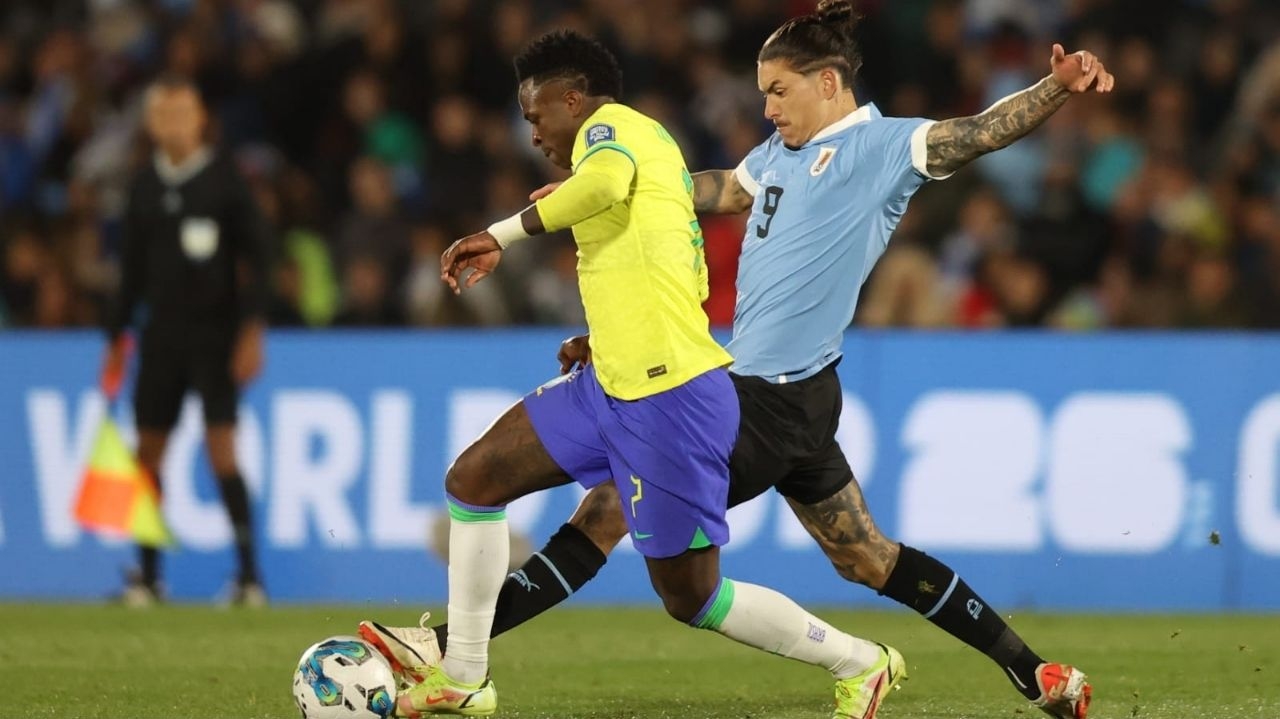 Uruguai vence Brasil pela primeira vez desde 2001 e ocupa segunda colocação na classificação