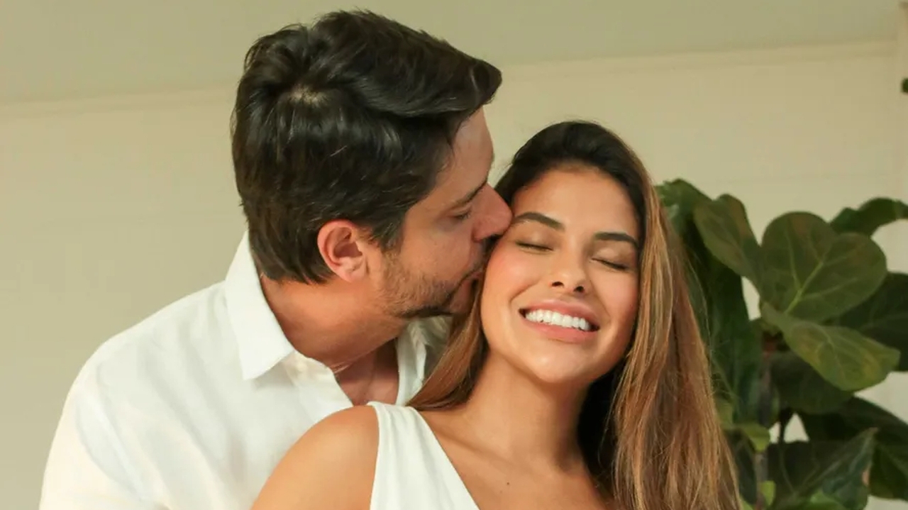 Ex-BBB Munik Nunes anuncia que está gravida de seu primeiro filho: “nossa família cresceu”
