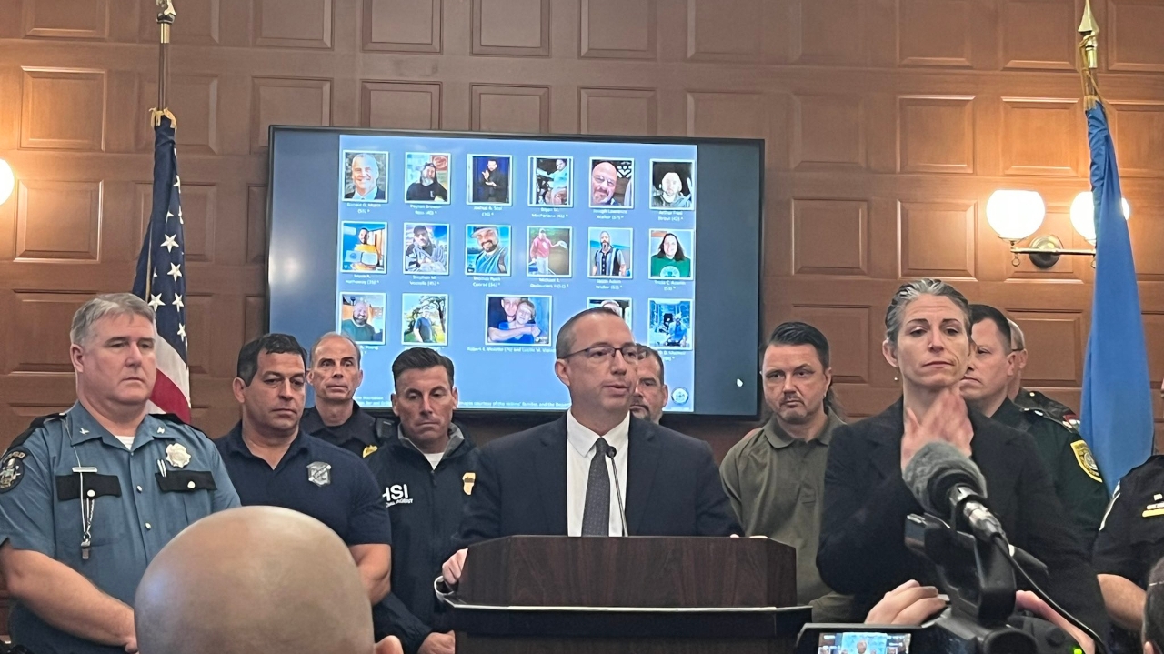 Polícia encontra corpo de Robert Card, suspeito de tiroteios em Maine