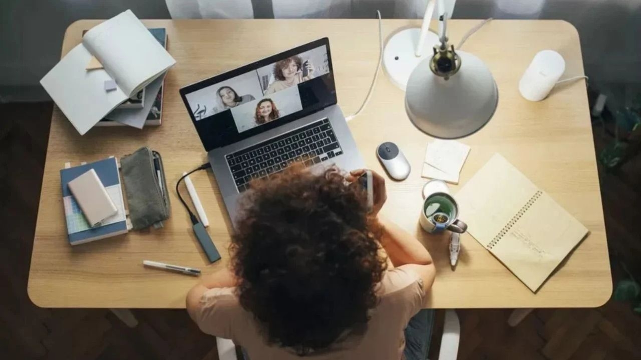 Estudo revela que 62% dos trabalhadores no RJ adotam o home office