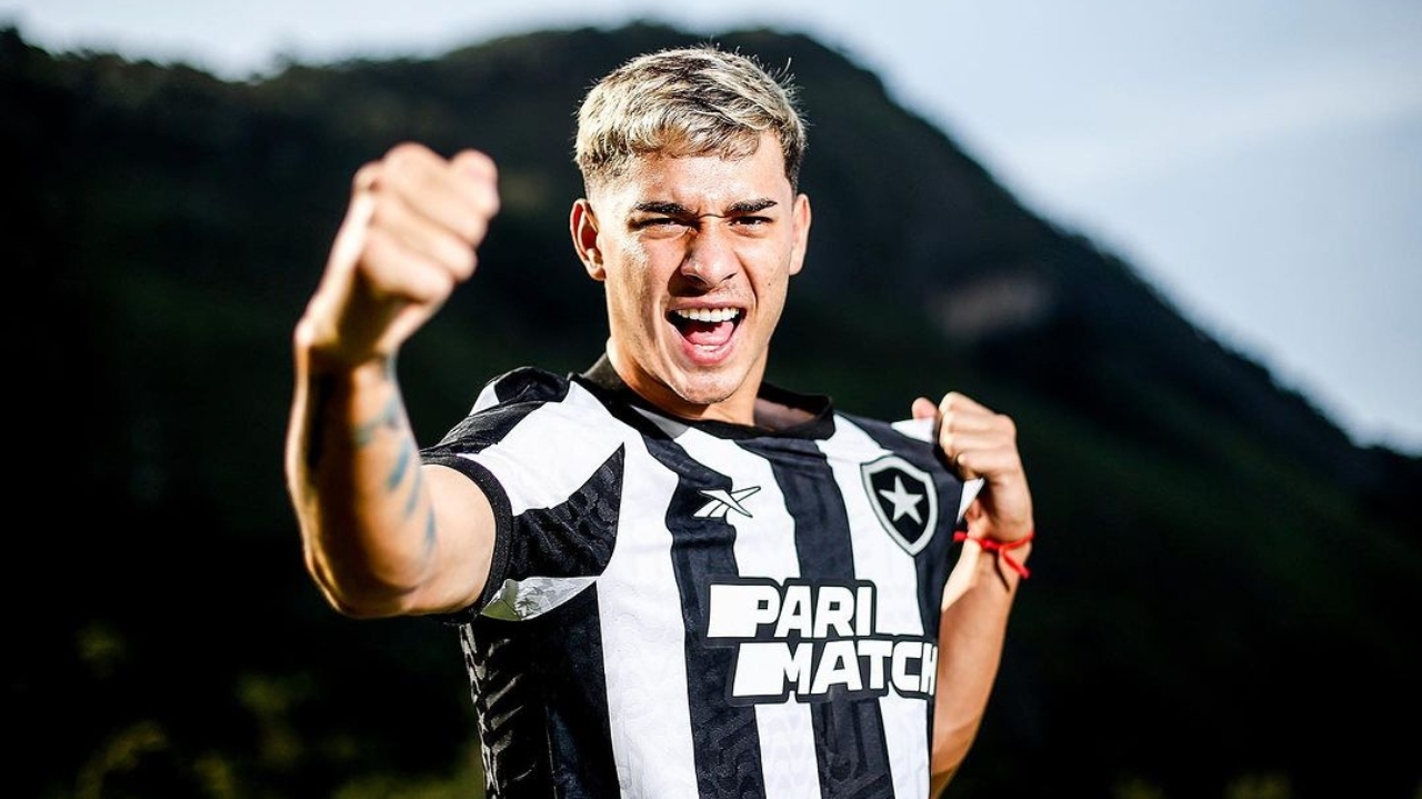 Ponte, promessa uruguaia de R$ 9 milhões, não é relacionado há quase um mês pelo Botafogo