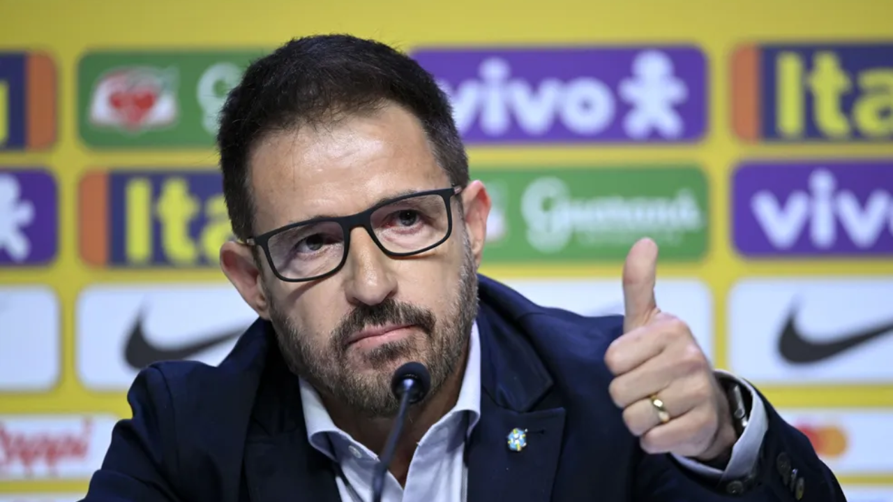 Veja lista de jogadores convocados por Ramon Menezes para seleção pré-olímpica