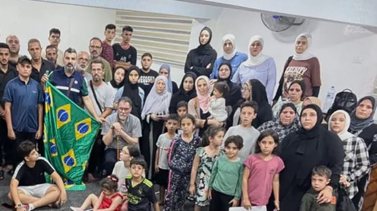 Pessoas de 31 nacionalidades terão autorização para deixar a Faixa de Gaza, saiba quem são