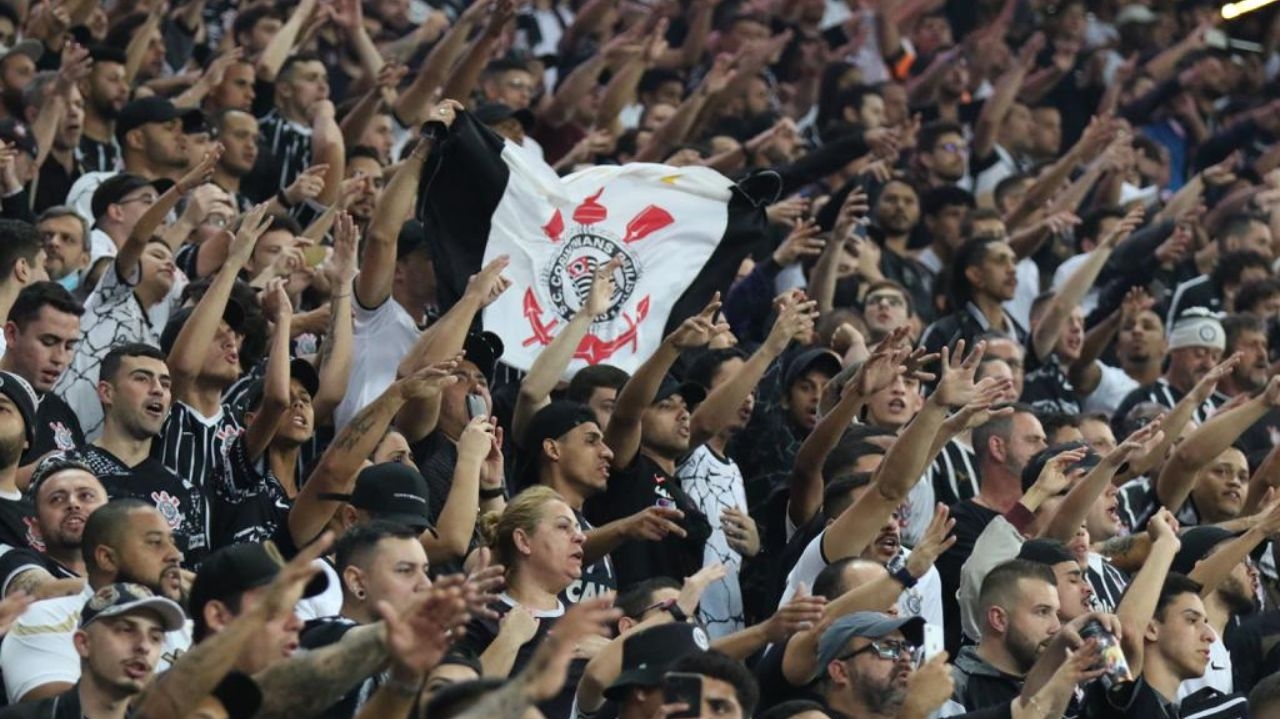 Brasileirão: confira onde assistir Corinthians x Atlético-MG
